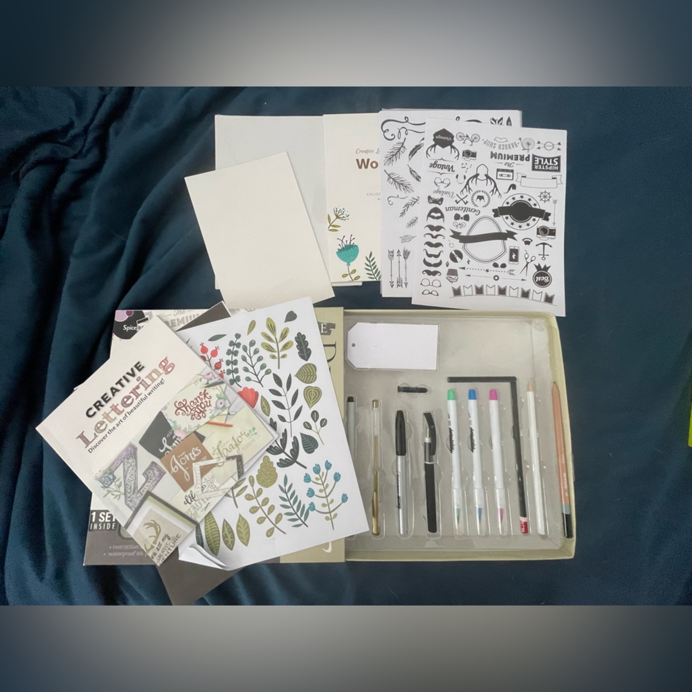 Deluxe lettering kit and art kit.